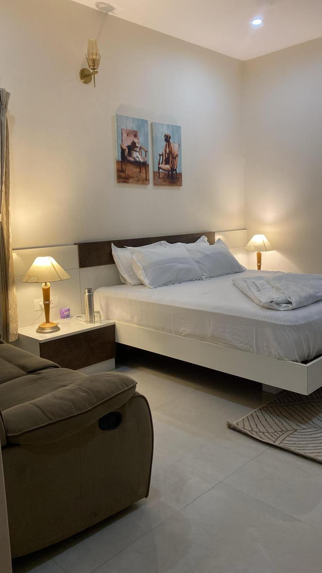 Gatsby Grandeur Luxury Villa Bangalore Exterior foto